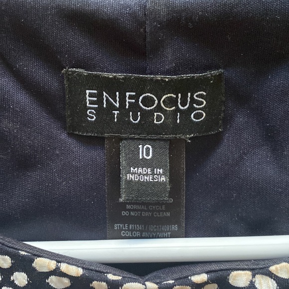 Flirty A Line dress with pleats - Picture 3 of 4